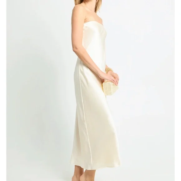 ✨NEW ✨ o.p.t Reagan Ivory Silk Dress - Picture 3 of 6